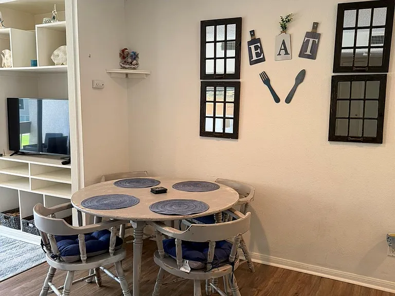 12100 Melville Dr #616 — Photo 4