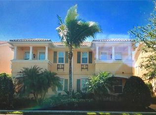 8040 Josefa Way, Naples, FL 34114