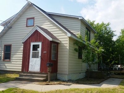 1216 21st St, Two Rivers, WI, 54241
