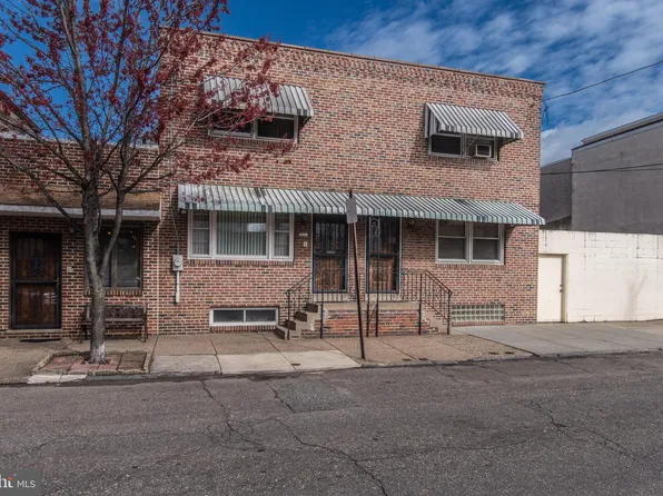 2808 Almond St, Philadelphia, PA 19134