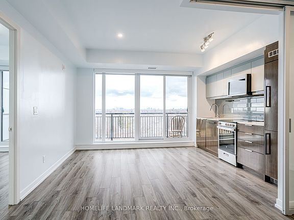 3rd image of 90 Glen Everest Rd #912