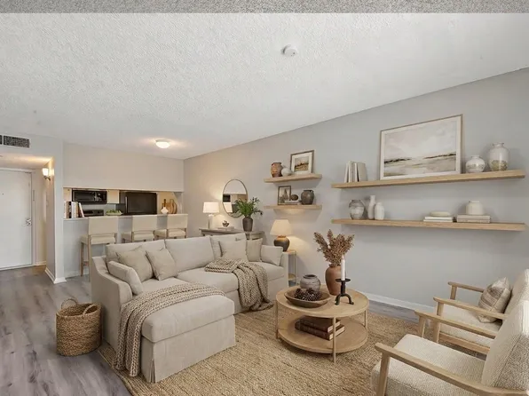10110 Forum West Dr APT 633, Houston, TX 77036