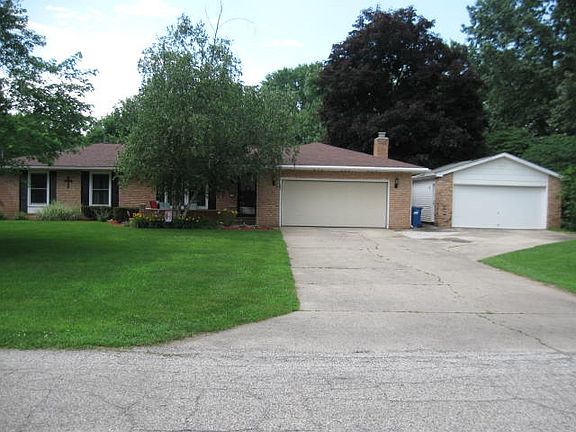 2nd image of 57113 Decamp Blvd