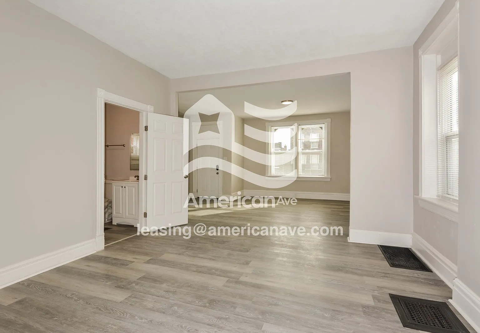 2 bed, 1.0 bath, 941 sqft, $1,050 — Photo 4