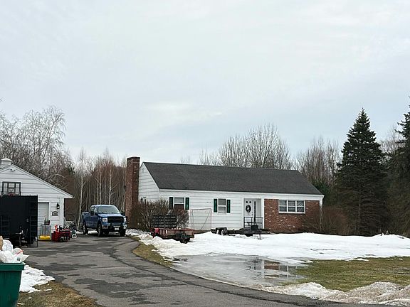 3rd image of 7142 Fisher Rd