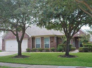 3141 Autumn Leaf Dr, Friendswood, TX 77546