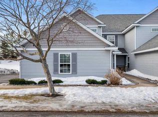 1477 Castle Dr, Petoskey, MI 49770