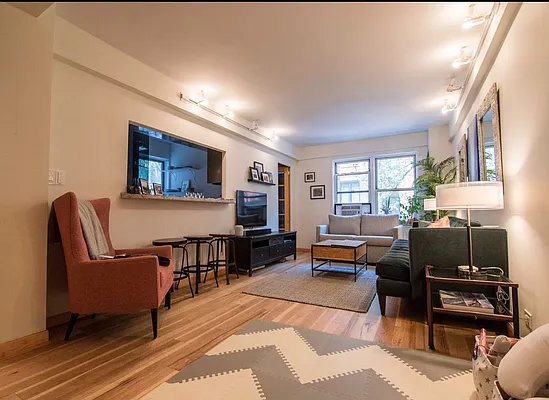 Sold by Owner | media 8