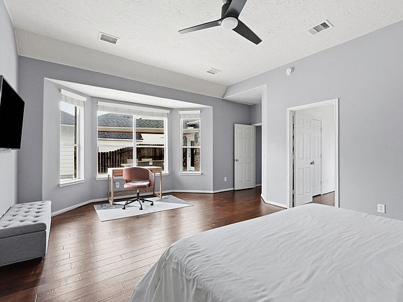 5th image of 18011 Timber Mist Ct