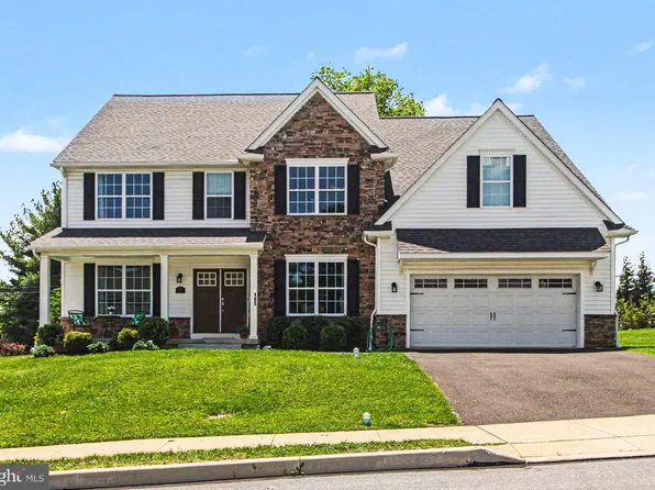 105 Trevor Dr, West Chester, PA 19380