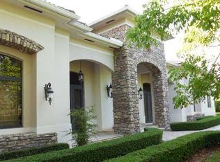 7140 SW 70th Ave, Miami, FL 33143