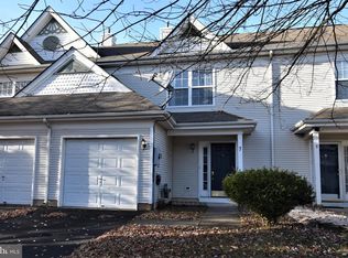 7 Tattersall Dr, Burlington, NJ 08016