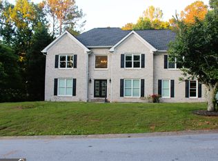 1580 Meadow Oak Dr, Snellville, GA 30078