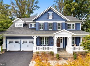 131 Kingsley Rd SW, Vienna, VA 22180