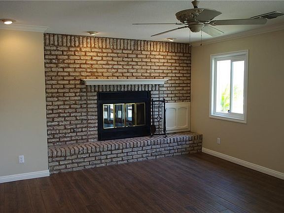 3rd image of 6375 Holly Oak Dr