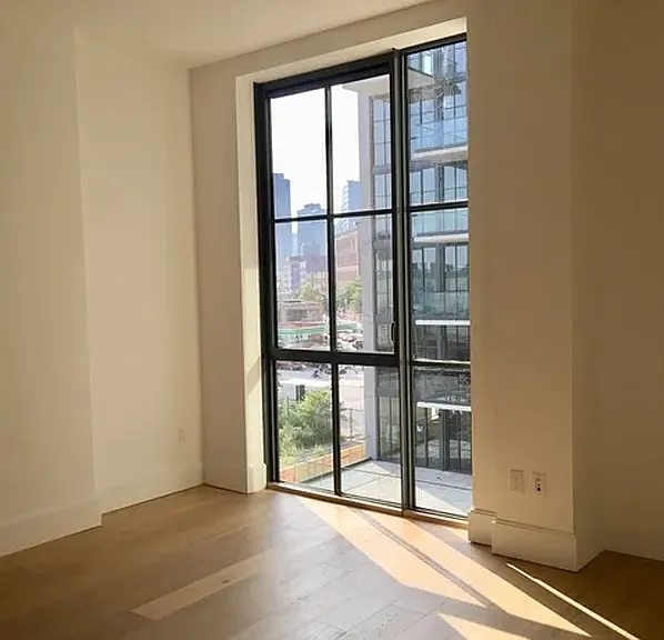 22-18 Jackson Ave #414 — Photo 3