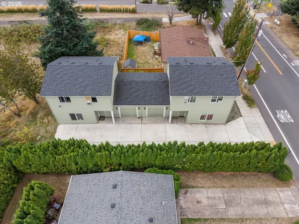 4723 E 18th St, Vancouver, WA 98661