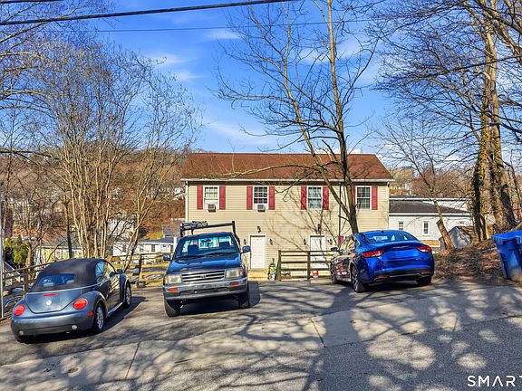 5th image of 18 Division Street