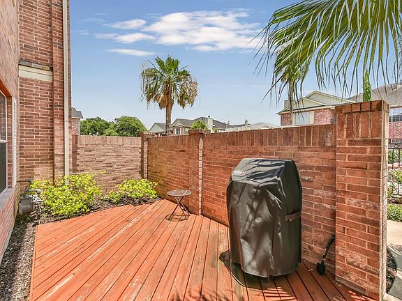 Private front porch area.