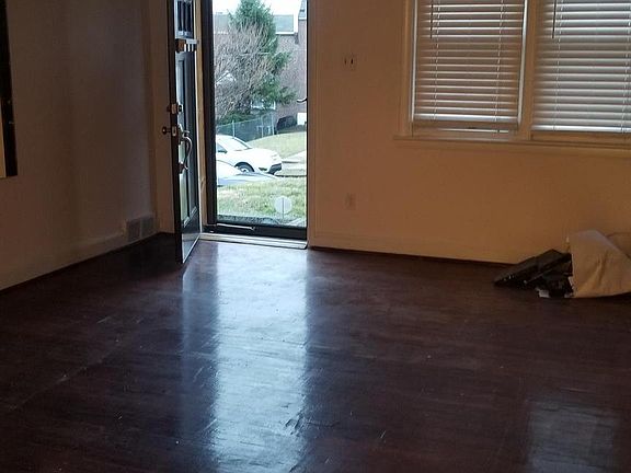 2nd image of 1361 Kimberly Dr