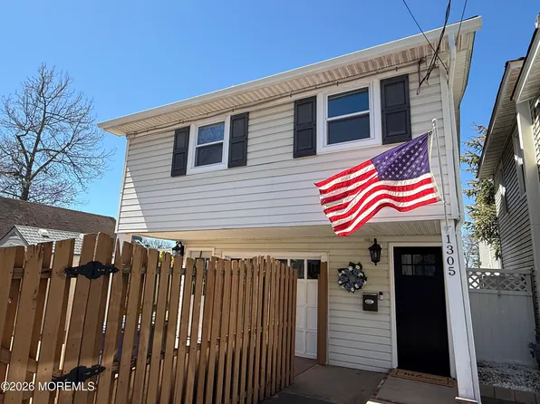 1305 L St, Belmar, NJ 07719