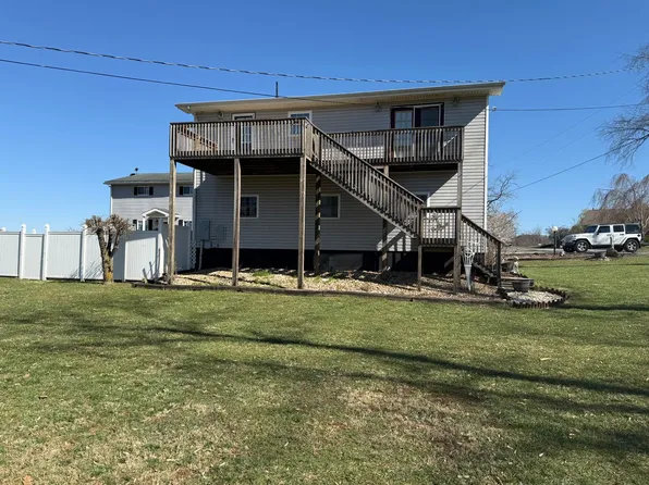 6818 Dunkard Rd, Dublin, VA 24084