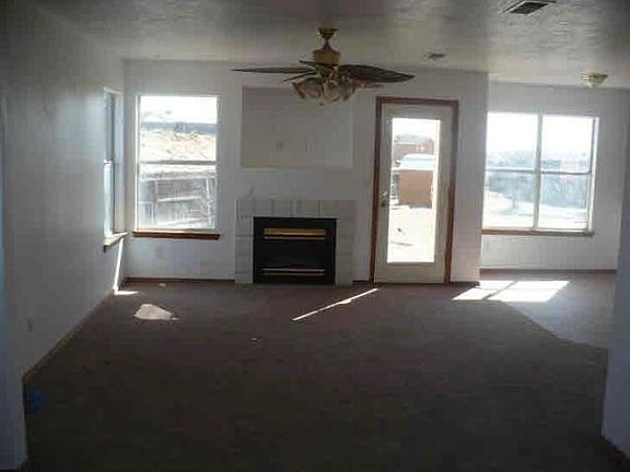 4th image of 17 Cedar Pl