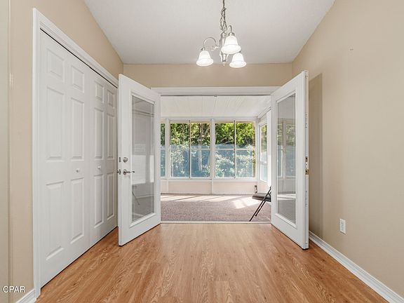 4th image of 103 Park Pl