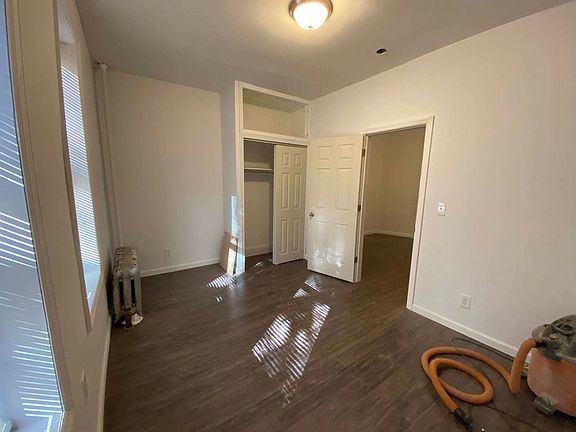 4th image of 31-49 33rd St #1A