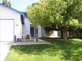 6313 Wolfe Creek Dr, Bakersfield, CA 93306