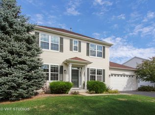 2721 Moraine Valley Rd, Wauconda, IL 60084