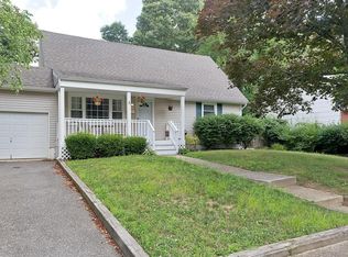 5 W Virginia Ave, Jackson, NJ 08527