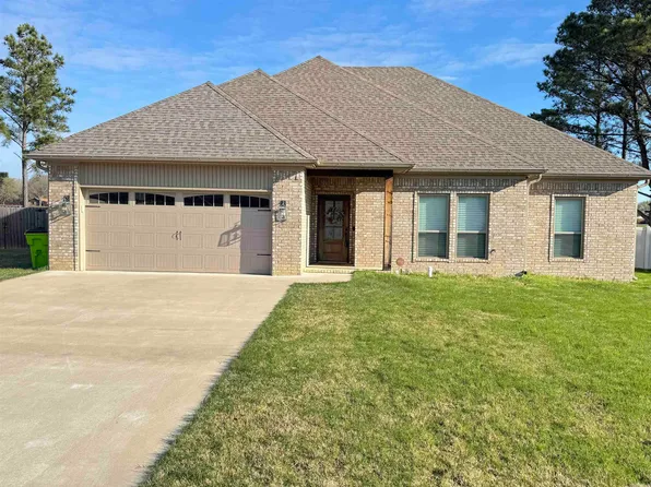 104 Hayden Dr, Beebe, AR 72012