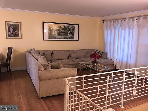 4th image of 13605 Grenoble Dr