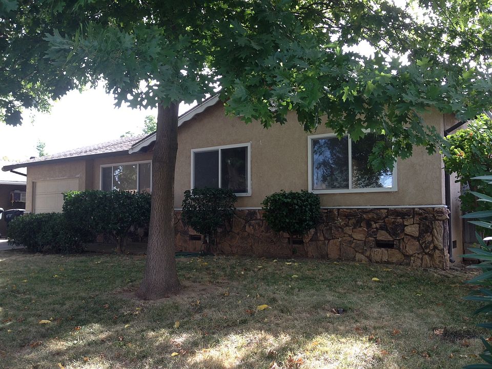 Front of home with dual pane