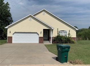 512 Brooklyn Ct, Frontenac, KS 66763