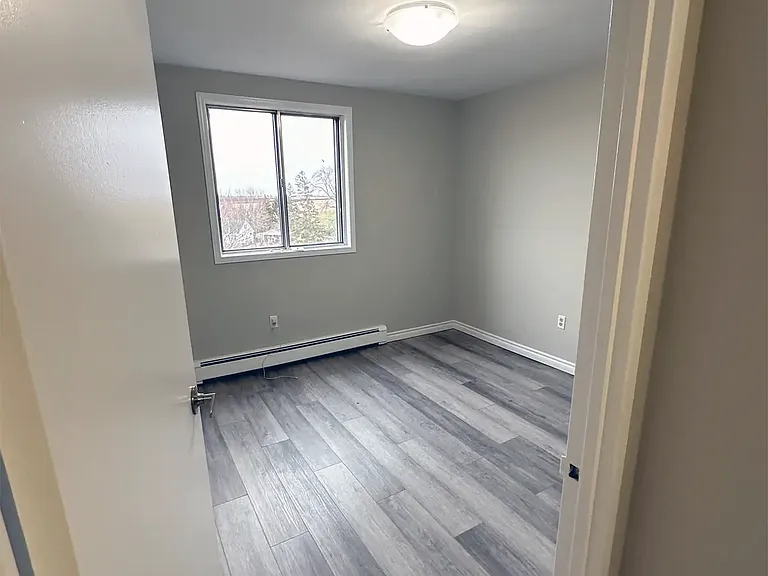 750 Wallace St — Photo 20