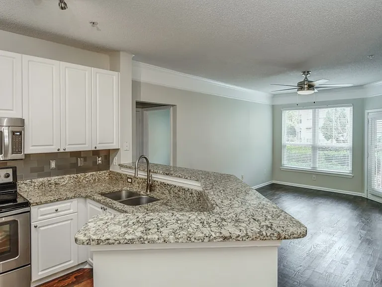 10 Perimeter Summit Blvd NE #4106 — Photo 3