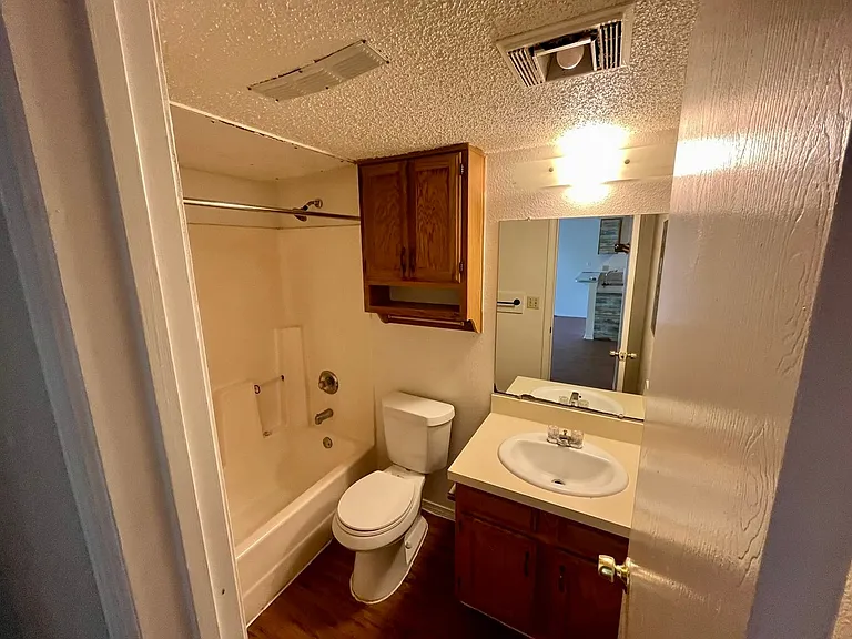 122 Hillside Dr — Photo 7