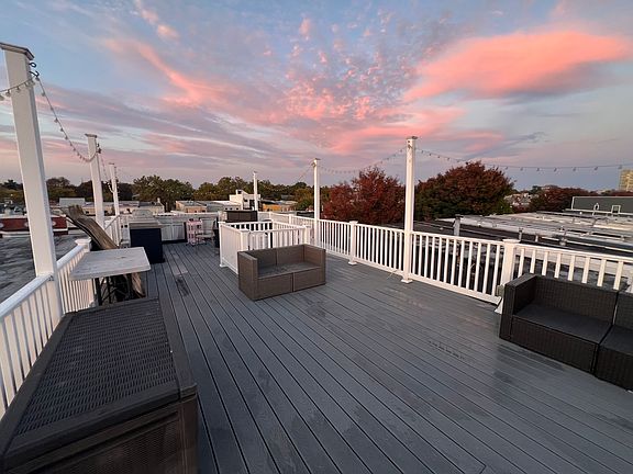 Rooftop deck