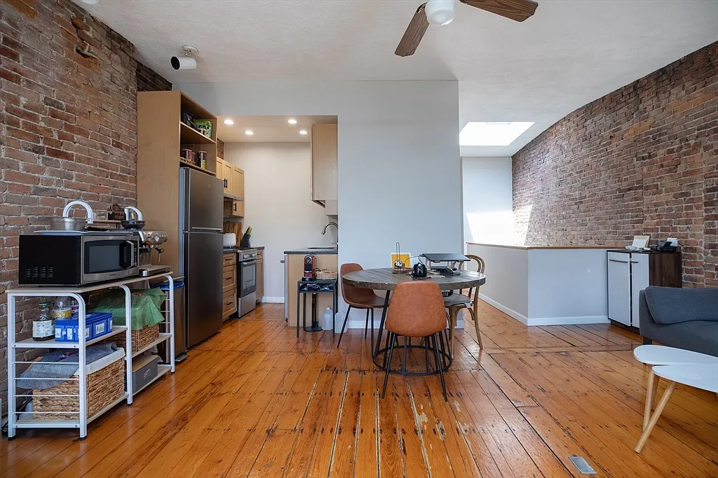 Building Photo - 75 Chandler St #7