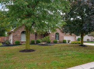 8601 Teal Dr, Yorktown, IN 47396