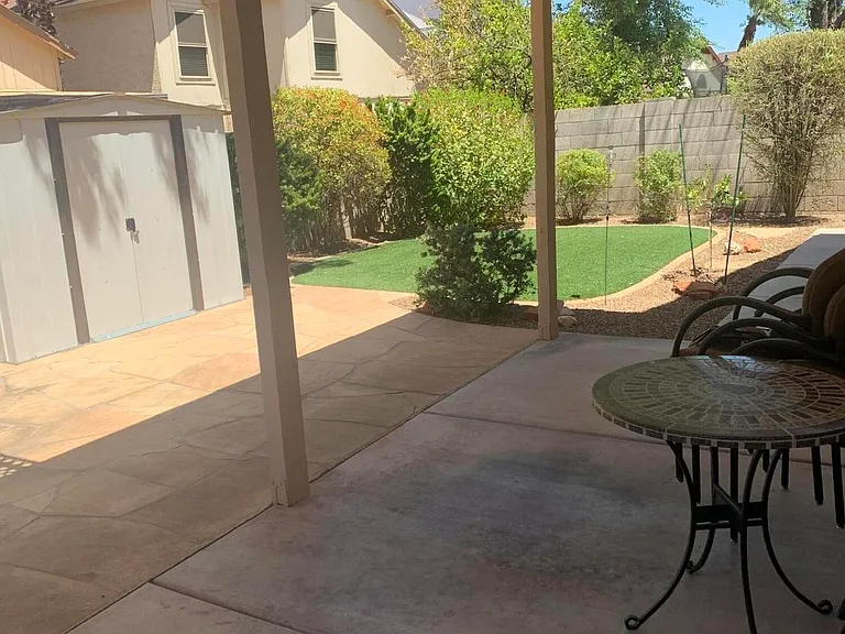 1608 N Calle Cir — Photo 17