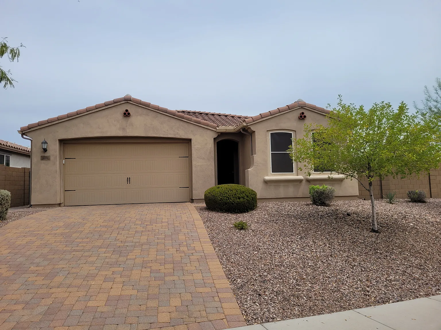 3 bed, 1800 sqft, $2,500 — Photo 4