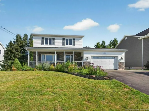 409 Gaspe St, Dieppe, NB E1A 6V8