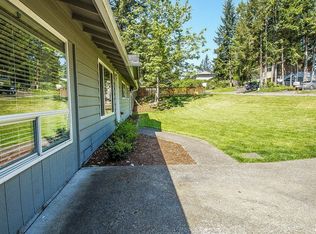 23415 SE 267th St, Maple Valley, WA 98038