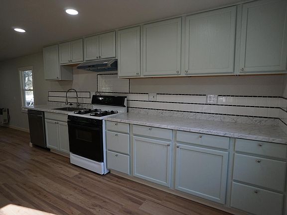 4th image of 1525 Cold Springs Rd Space 63