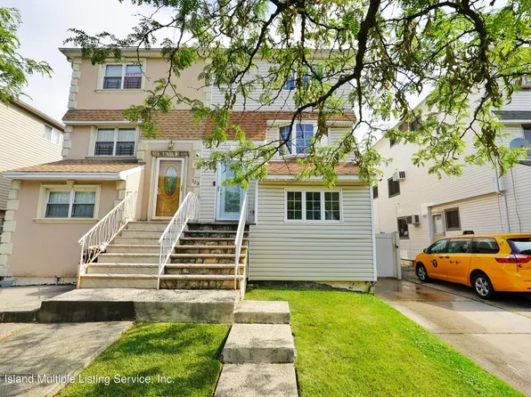 121 Ada Dr, Staten Island, NY 10314