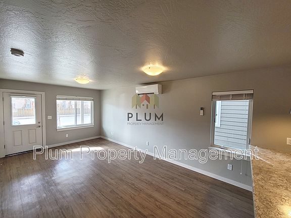 4th image of 2414 McDonald Ave Unit 102