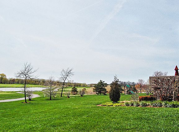 2nd image of 28670 N Sky Crest Dr